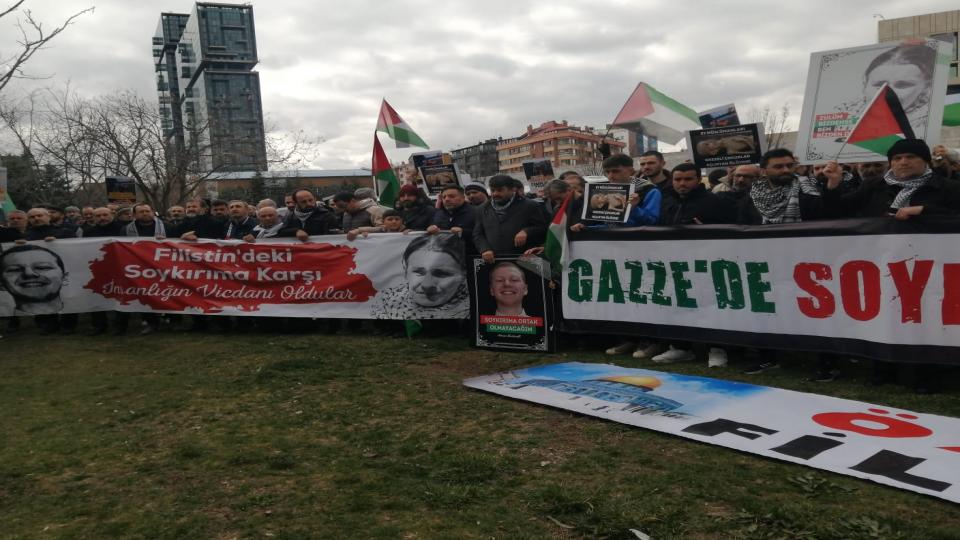 Ankara'da Filistin Dayanışma Platformu,  Özgür Filistin için Yürüyüş Yaptı..