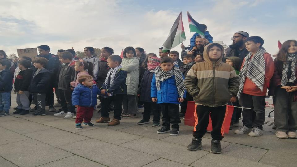 Ankara'da Filistin Dayanışma Platformu,  Özgür Filistin için Yürüyüş Yaptı.. / Ankara'lı Çocuklar Gazze'deki Kardeşleri İçin Acil Çağrı Yaptı..