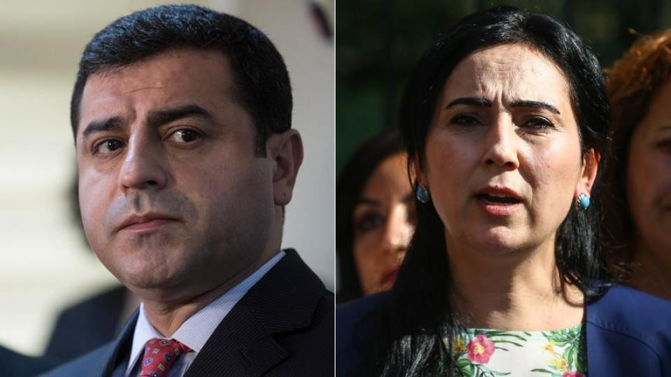  9 vekil tutuklandı