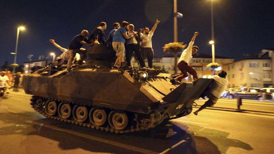 Yaşamakta Olduğumuz Geleceğe Hazır Mıyız? / İsa Özçelik / 15 Temmuz müslüman halk devrimi - İsa Özçelik