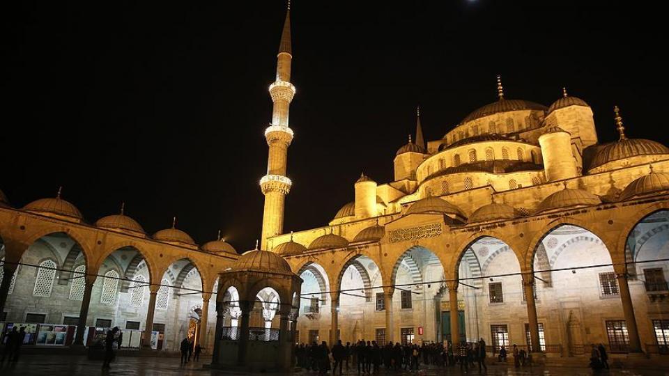 'Üç ayların' habercisi Regaip Kandili 