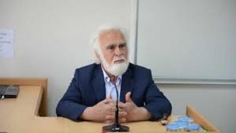 ATASOY MÜFTÜOĞLU / Akıllarını Kullanmayan Toplumlar Propaganda Masallarıyla Uyutuluyor / Gerçekliğe nüfuz etme yeteneği - Atasoy Müftüoğlu