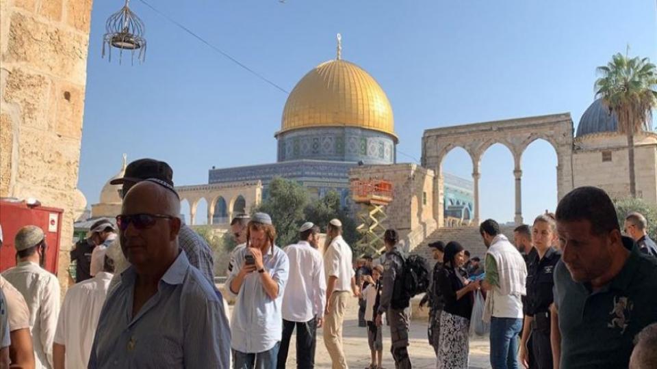 Yüzlerce Fanatik Yahudi Mescid-i Aksa'ya Baskın Düzenledi