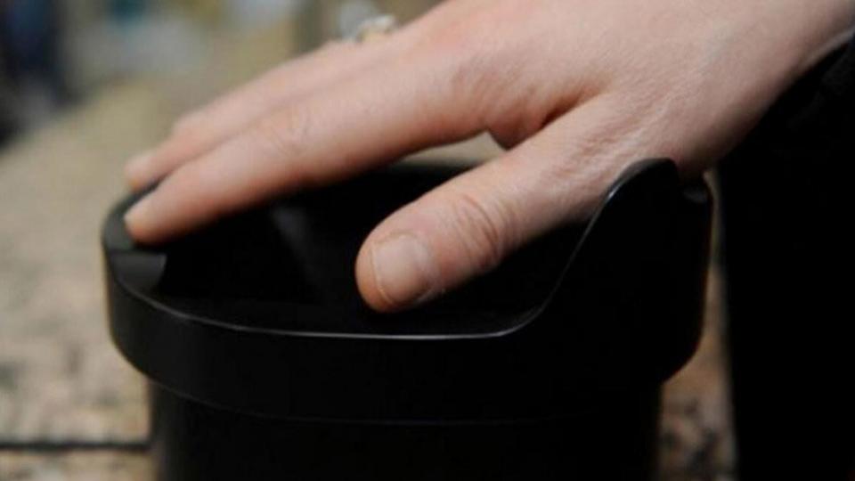 Koronavirüs nedeniyle hastanelerde parmak izi askıya alındı