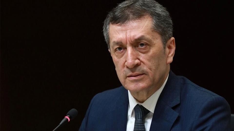 Bakan Selçuk'tan uzaktan eğitim takvimi ile ilgili açıklama
