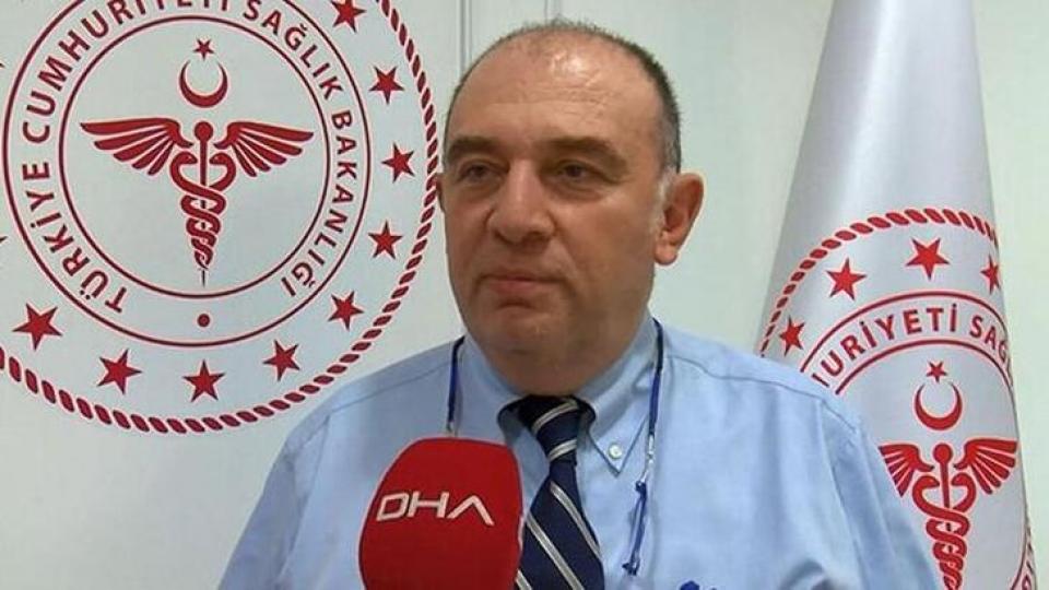 Bilim Kurulu Üyesi Kara: 2 yaşın altındakiler asla ve asla maske takmamalı