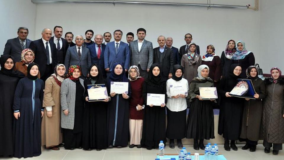 Abdullah Yıldız: İmam Hatip müfredatı bütün okullarda uygulanmalı