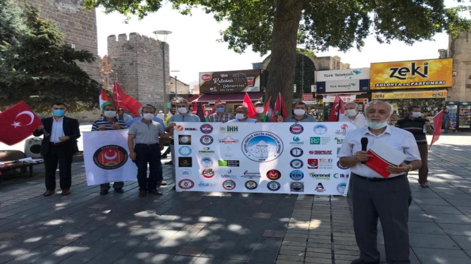 Kayseri Gönüllü kuruluşları:İhanet Kabul Edilemez