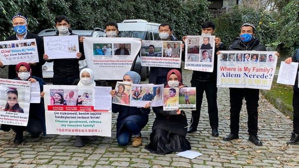 Kanadalı parlamenterlerden Pekin'de düzenlenecek 2022 Kış Olimpiyatları'nın başka ülkede yapılması çağrısı / Çin’den Uygur Türklerine skandal teklif:“Doğu Türkistan ifadesini kullanmayın”