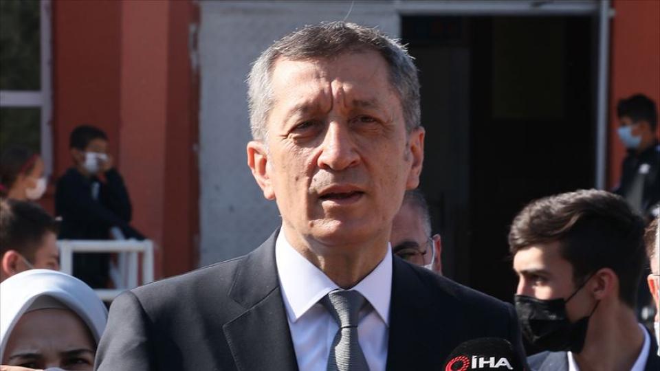 Bakan Selçuk: 15 Şubat'ta okulları açmakla ilgili bir ilke kararı aldık