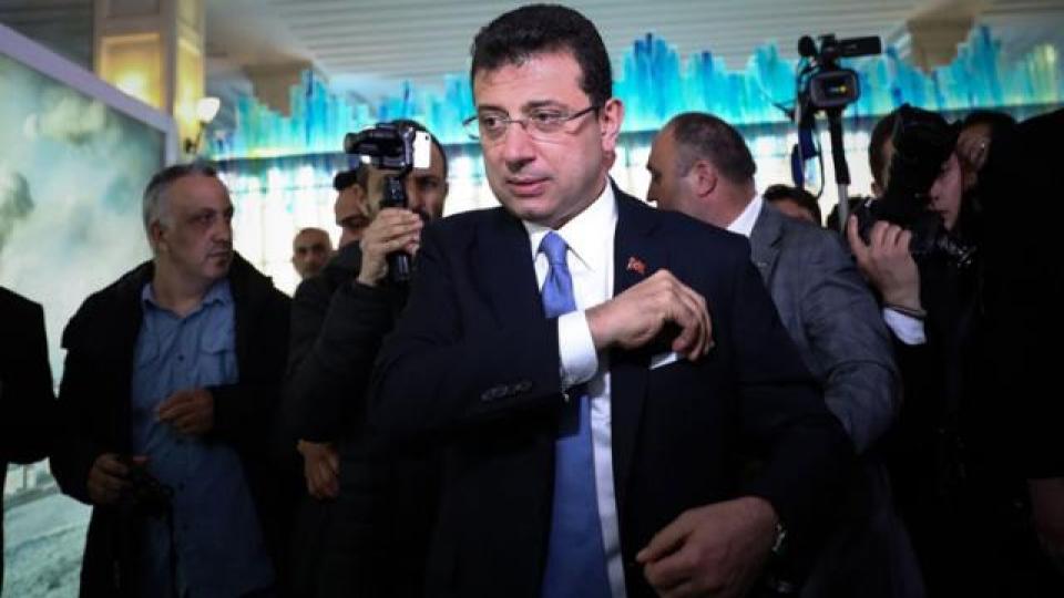 Ekrem İmamoğlu'nun Pervin Buldan'lı Kadınlar Günü paylaşımına tepki yağıyor