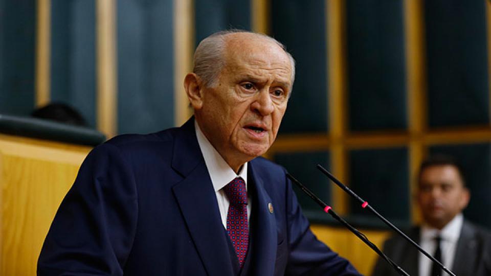 Bahçeli'den 'bildiri' tepkisi: Rütbelerini sökün