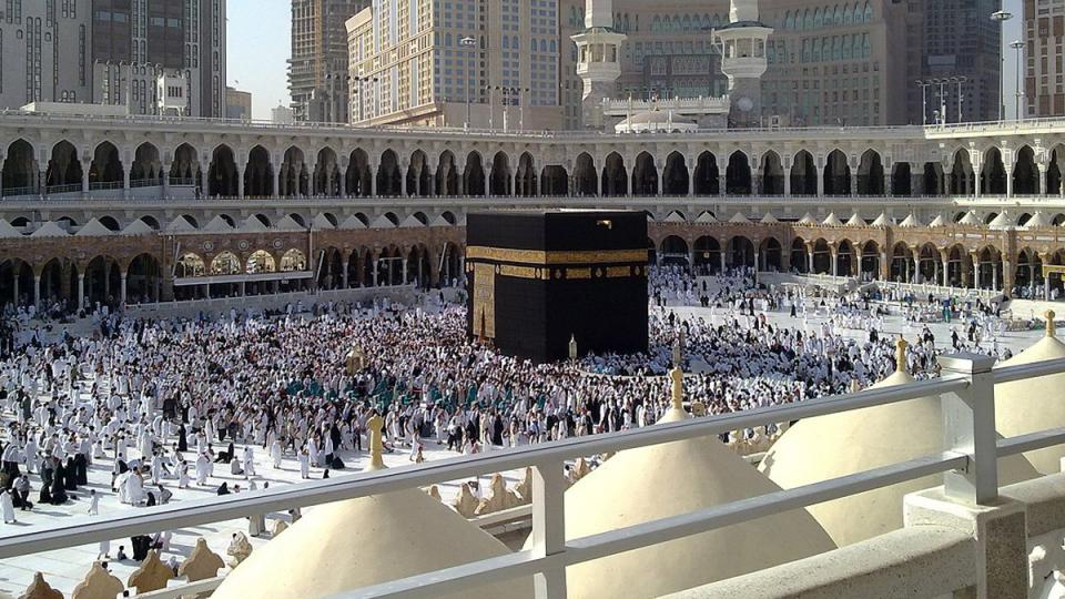 Kabe'de teravih 10 rekat kılınacak