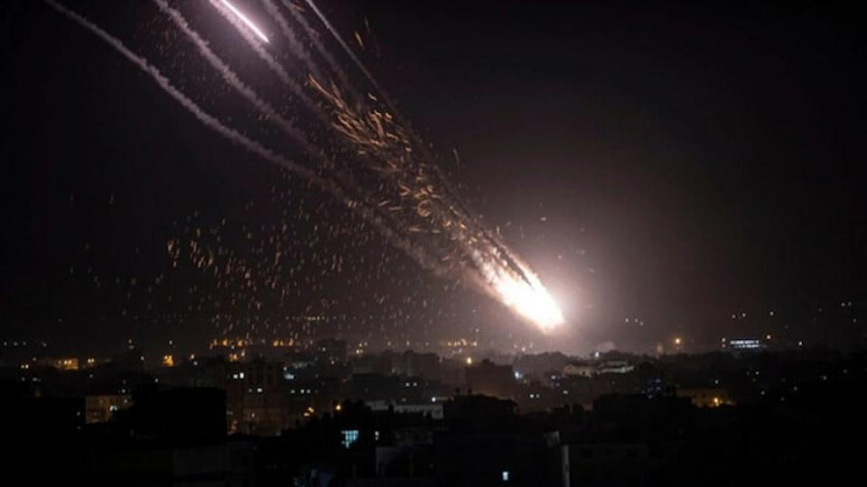 Hamas Tel Aviv'i roketle vurdu!