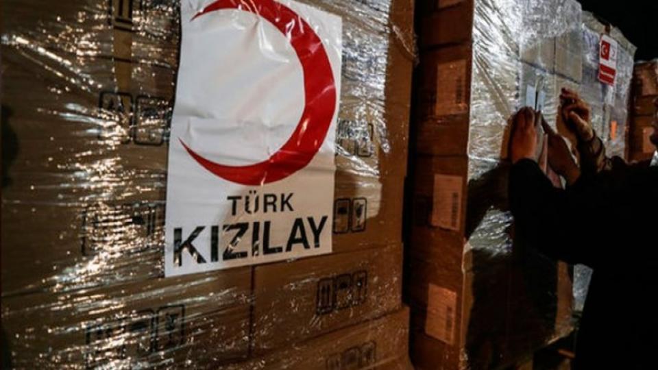Kızılay Filistin'e 500 bin liralık acil ilaç ve tıbbi sarf malzeme yardımı gönderdi