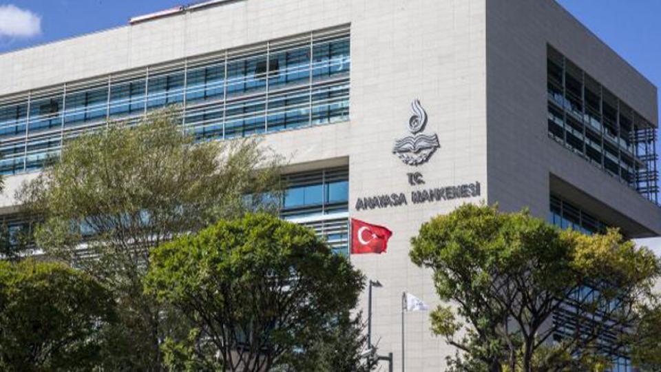 AYM'nin KHK kararı kafaları karıştırdı: Göreve geri dönebilecekler mi?