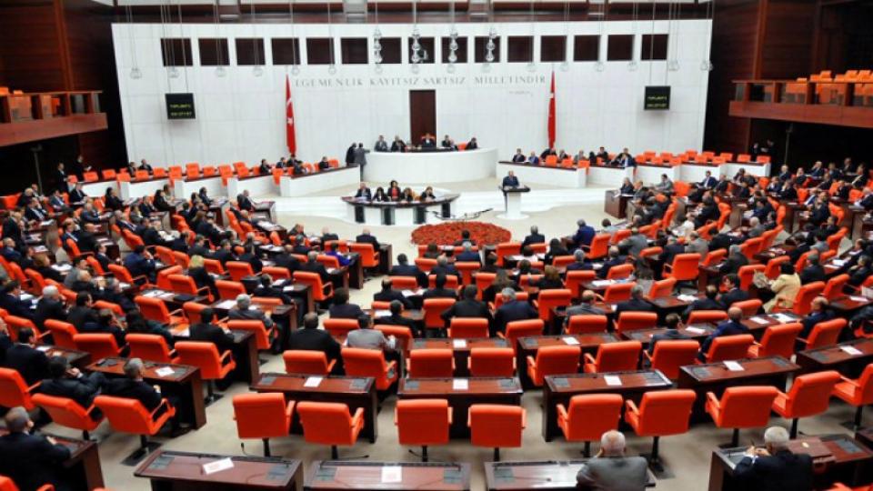 5. Yargı Paketi Meclis'te yasalaştı