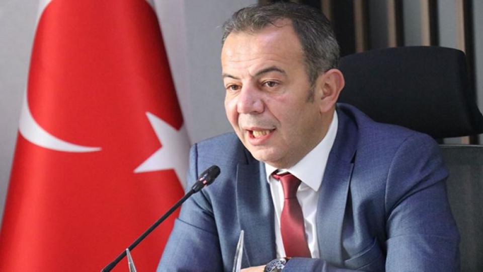 Tanju Özcan, ırkçılıkta çıtayı her geçen gün yükseltiyor