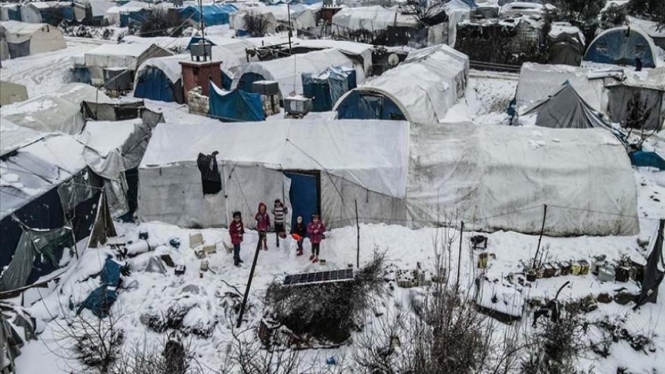 Katar'dan İdlib'de soğuktan etkilenen yaklaşık 10 bin aileye yardım