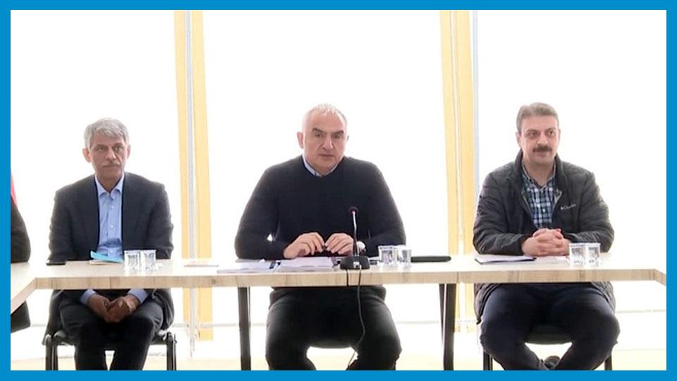 Deprem bölgesinde "Afet Bölgesi Kazı Başkanlığı" oluşturuluyor