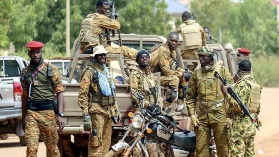 Fransız askerleri Burkina Faso'dan çekildi