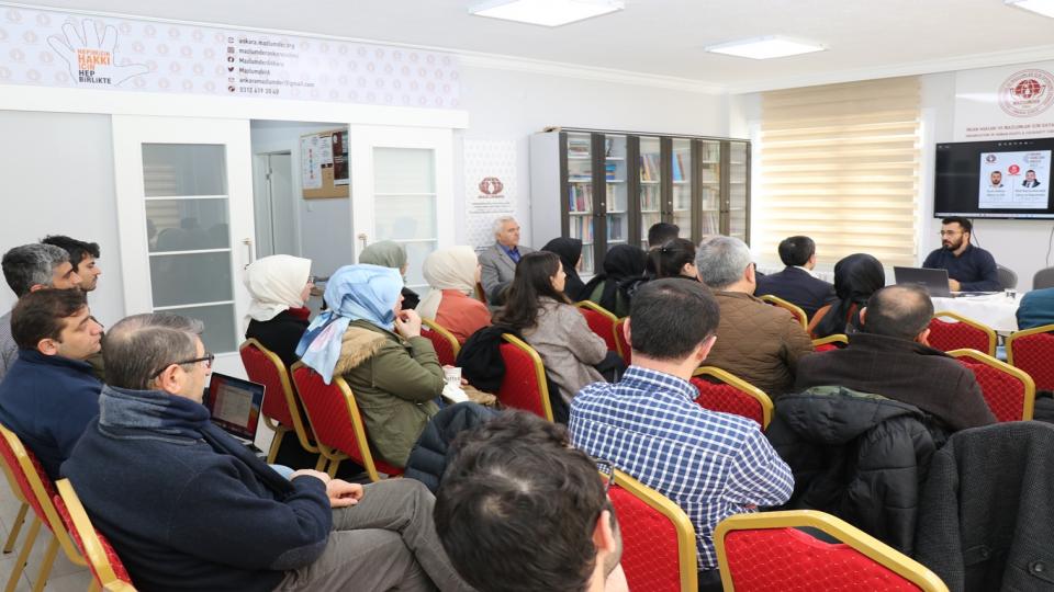 MEHMET YAVUZ AY / Devlet Yönetiminde Paradigmal Değişim ve Öneriler / "İnsan Hakları Okulu" Seminerleri Devam Ediyor