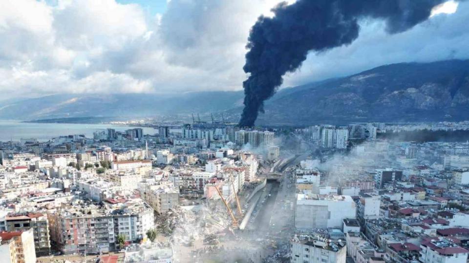 Depremin Düşündürdükleri | HAZIM KORAL / İskenderun'da yeni tehlike
