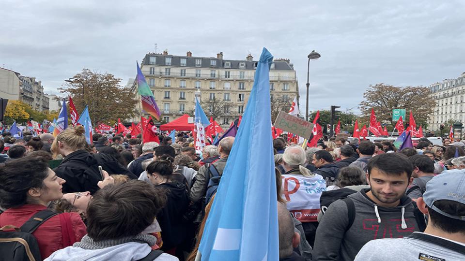 Fransa'da Macron'un emeklilik reformuna yönelik  protestolar ve grevler