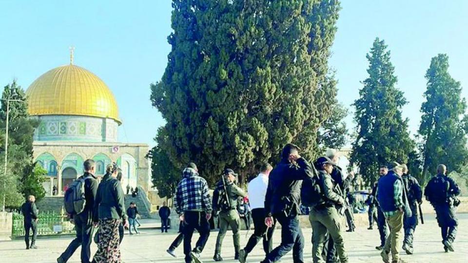 Yahudiler, Mescid-i Aksa'ya baskın düzenledi
