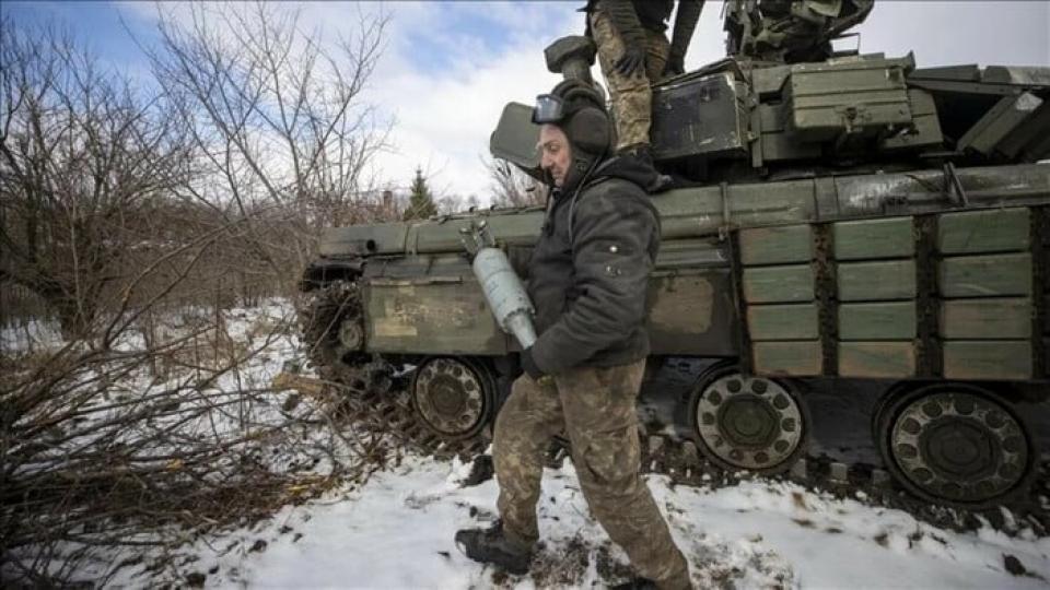 AB, Ukrayna'ya 220 bin top mermisi ve bin 300 füze sağladı, destek devam ediyor