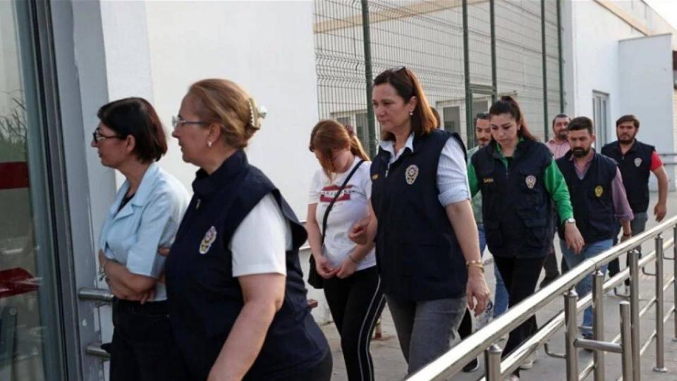 Hukukçulardan 'depremzedelere hakaret ve Tekirdağ' girişimi
