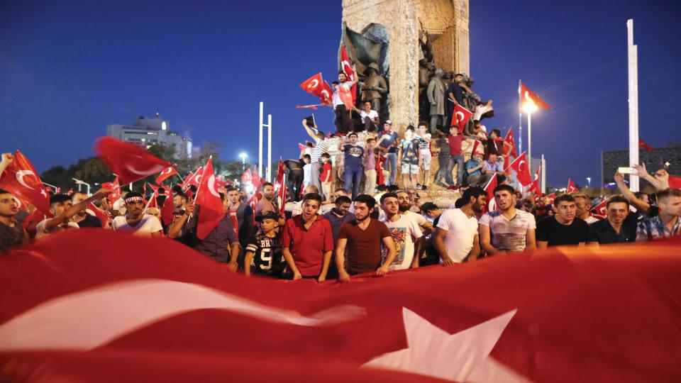EMPERYALİST ABD'NİN İRAN'A YÖNELİK BİTMEYEN ENTRİKALARI|HAZIM KORAL / 15 TEMMUZ VE HATIRLATTIKLARI | HAZIM KORAL