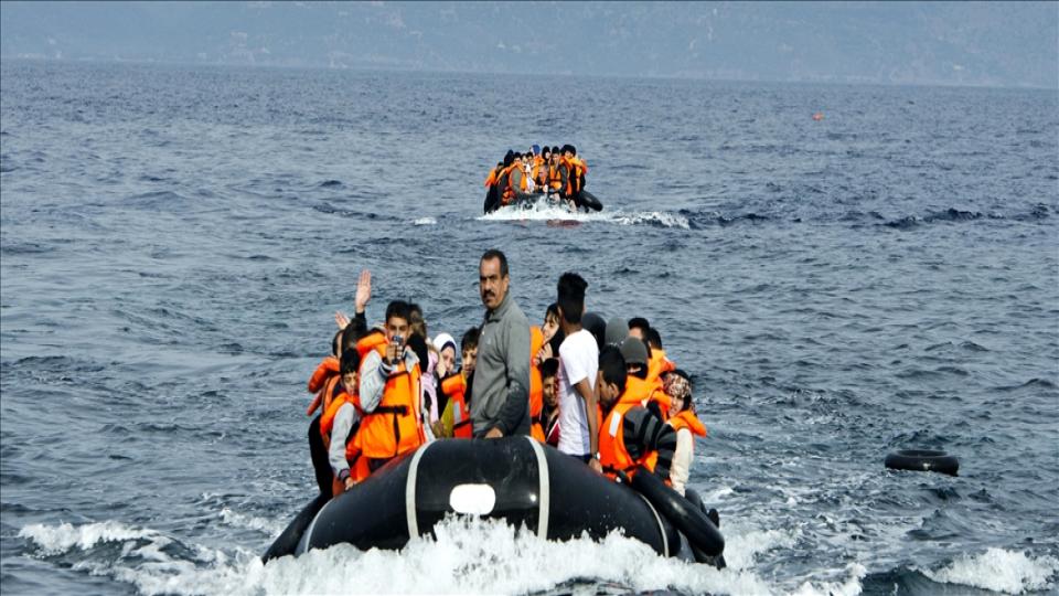 AB mülteci krizinde Akdeniz'e kıyısı olan üyelerini yalnız bırakıyor