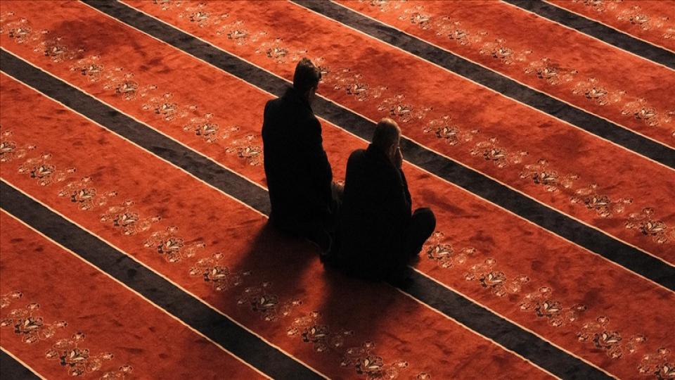 Yunanlar, İslam'ı seçenlere Türklükle özdeşleştirdikleri için tepki gösteriyor
