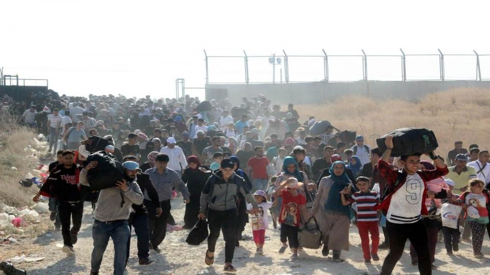 Almanya'dan "mülteciler için sınır getirilsin' teklifine ret