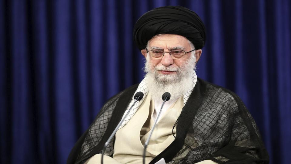 İran lideri Hamaney İsrail ile ilişkilerin normalleştirilmesinin kaybedilen bir bahis olduğunu söyledi