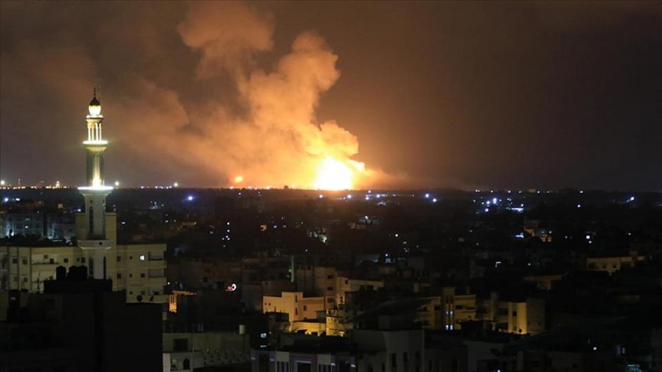 Siyonist rejim bombaladı: Gazze'de ölenlerin sayısı 1200'e yaklaştı