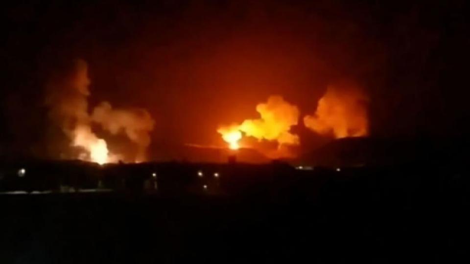 ABD ve İngiltere, Yemen'in 5 kentini vurdu