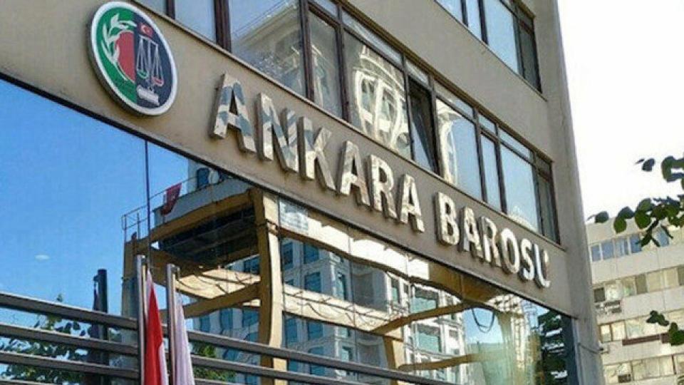 Ankara Barosu'ndan tevhid bayrağı hazımsızlığı: İsmail Aydemir ve Vali Davut Gül hakkında suç duyurusunda bulundular