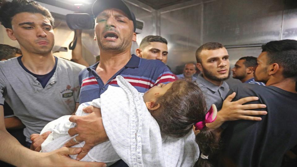İsrail Gazze'de 108 günde 11 bin çocuk katletti