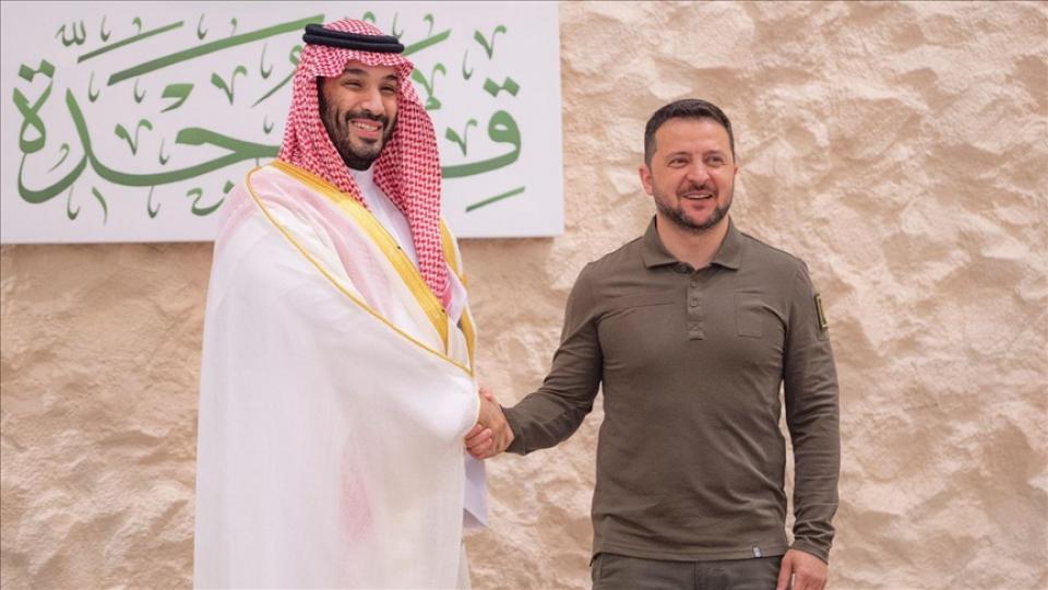 Zelenskyy, Suudi Arabistan'da Barış ve Esir Değişimi Konularını Görüştü