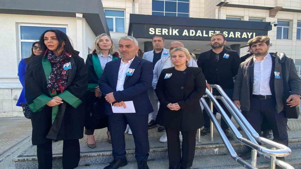 Antalya'da çocuğun köpeklerden kaçarken ölmesiyle ilgili davanın duruşması yapıldı