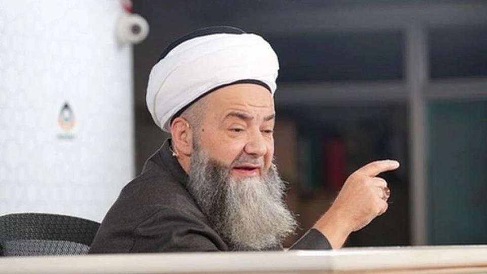 İsmailağa Cemaati, Cübbeli Ahmet'e kapıyı gösterdi