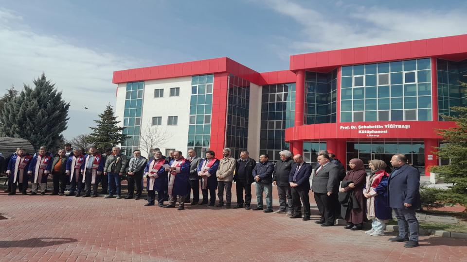 Afyon Kocatepe Üniversitesi Öğretim Görevlileri Gazze’deki Soykırıma Karşı Bildiri Yayınladı