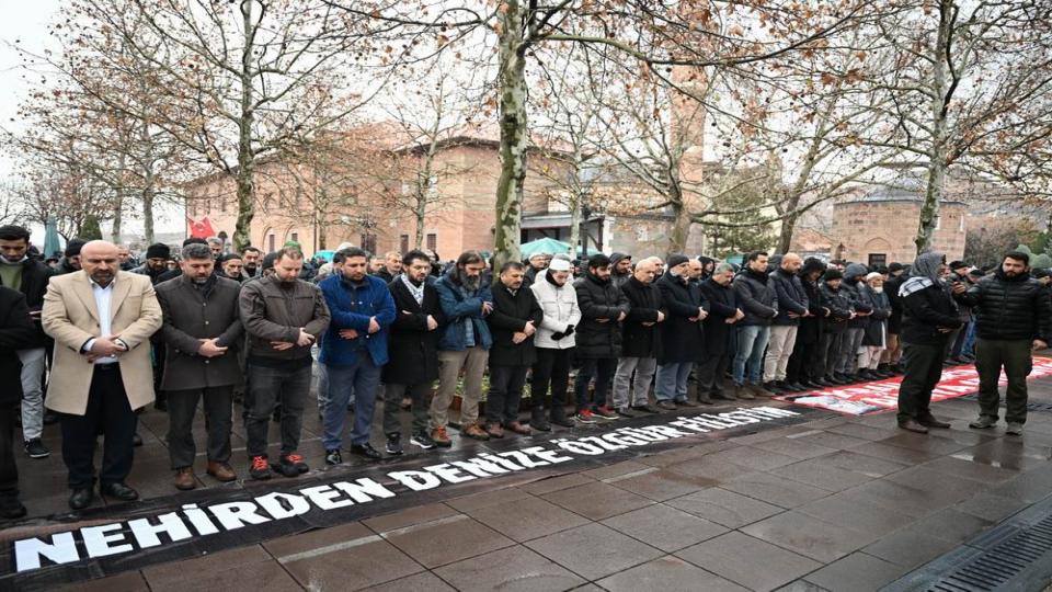 ANFİDAP: Bakü'de yapılması planlanan Avrupa hahamlar buluşması kabul edilemez / Ankara’da katil İsrail'in şehit ettiği Filistinli gazeteciler için gıyabi cenaze namazı kılındı