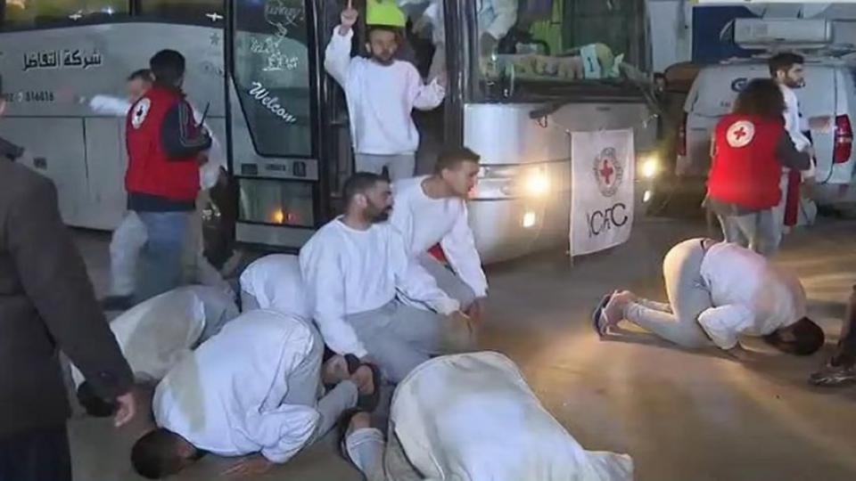 Siyonist İsrail, esir takası kapsamında 641 Filistinliyi serbest bıraktı