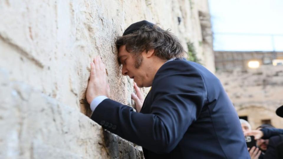 Arjantin büyükelçiliğini Tel Aviv'den Kudüs'e taşıyacak