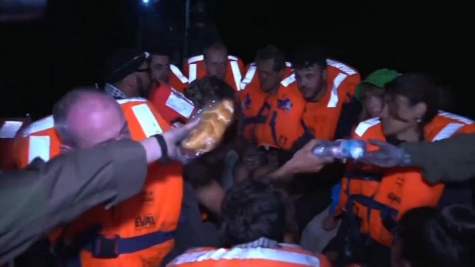 İsrail, O Fotoğrafları Silah Zoruyla Çekmiş!