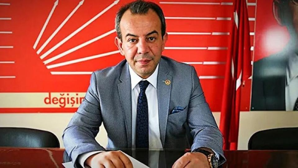 Her Taraf - Türkiyenin habercisi / Tanju Özcan, CHP'den istifa etti