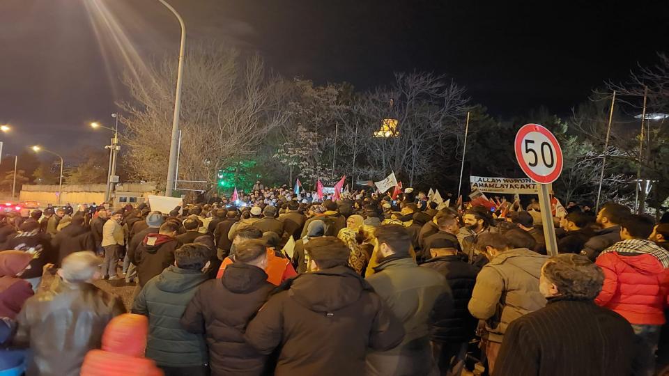 Filistin Dayanışma Platformu, ABD Büyükelçiliği önünde İsrail'in Şifa Hastanesi'ne yönelik saldırılarını protesto etti / Başkent Ankara'da İsrail'in Mescid-i Aksa saldırısı  protesto edildi